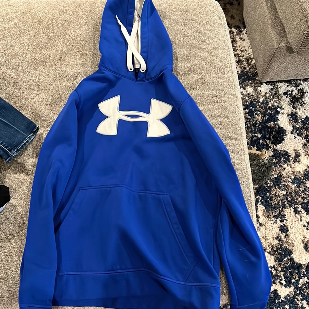 Under Armour Sweatshirt